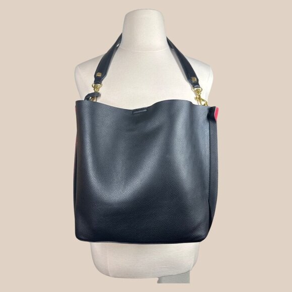 Minimalist Black Bucket Bag Tote EUC - Picture 7 of 7
